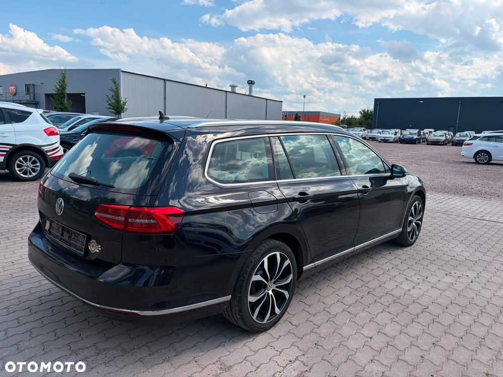 Volkswagen Passat 2.0 TDI (BlueMotion Technology) Highline - 4