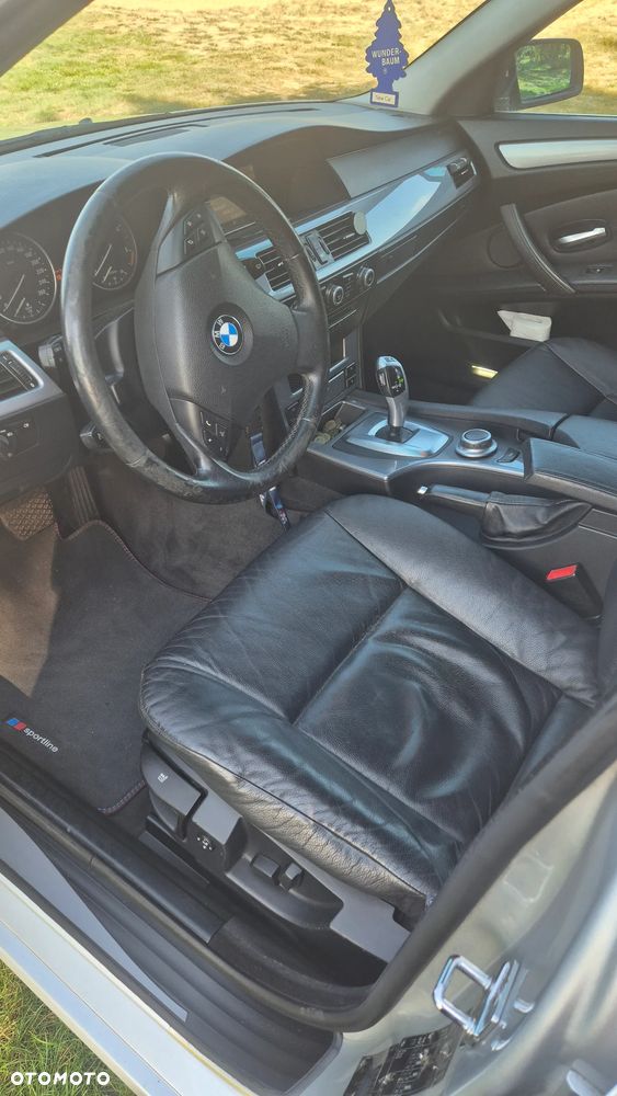 BMW Seria 5 530d Touring - 30