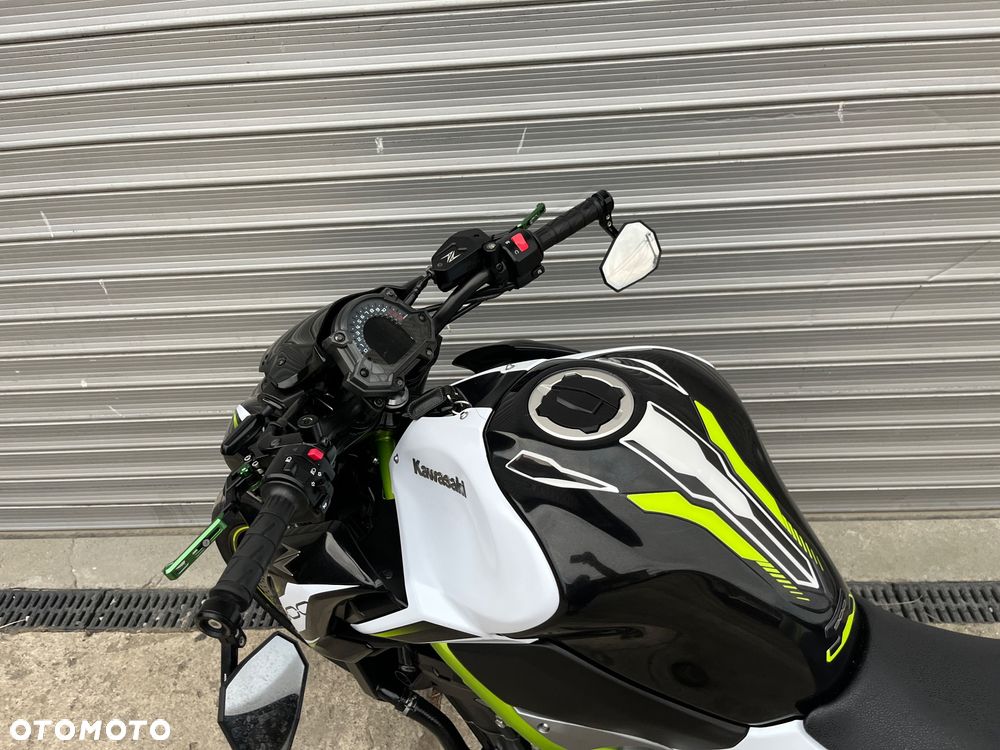 Kawasaki Z 900 - 13
