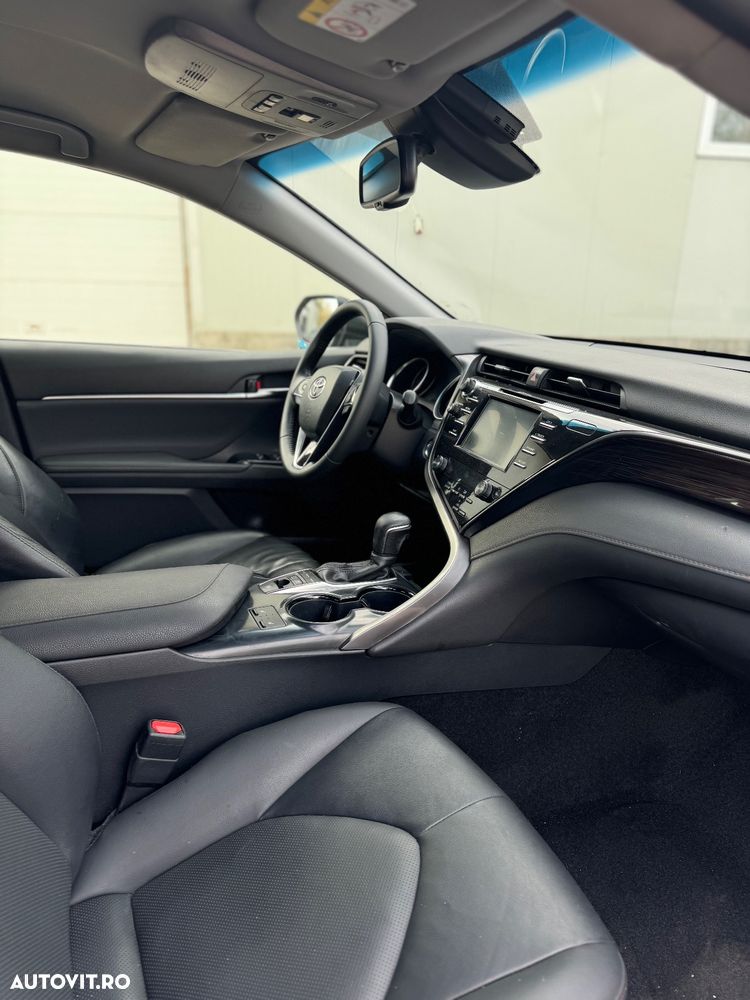 Toyota Camry Business Edition - 6