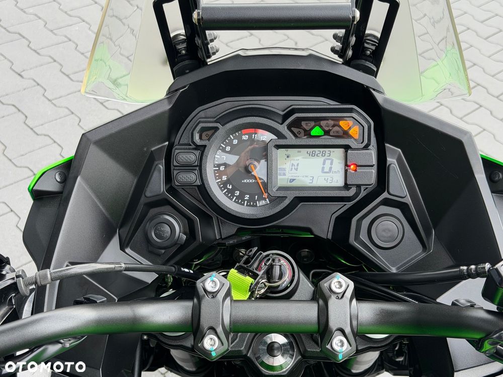 Kawasaki Versys 1000 - 25