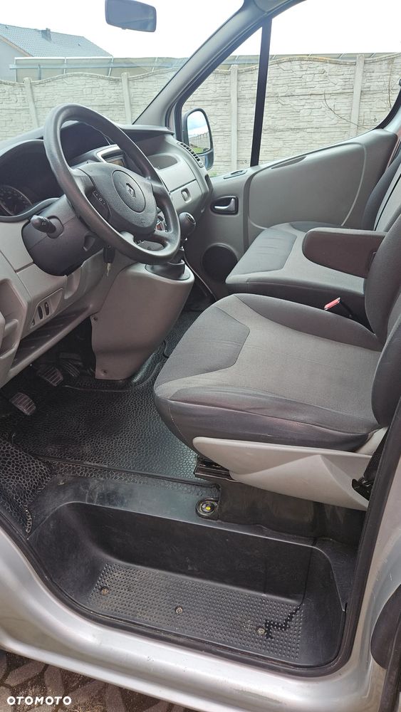 Renault Trafic - 9