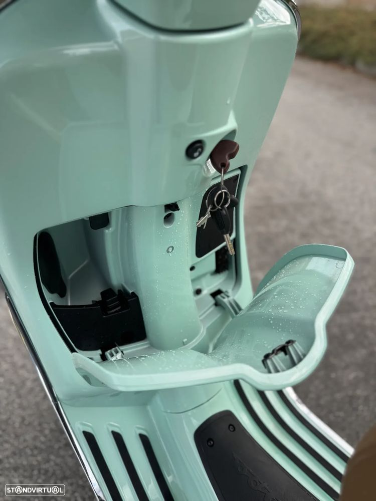 Vespa Primavera 125 - 18