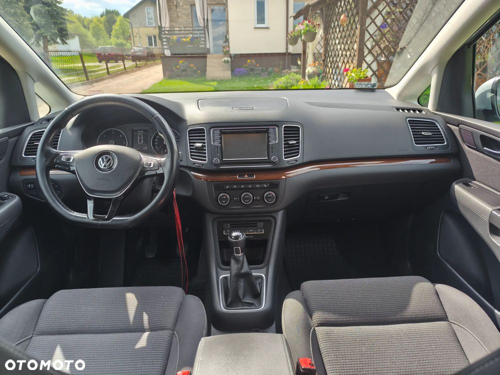 Volkswagen Sharan - 24