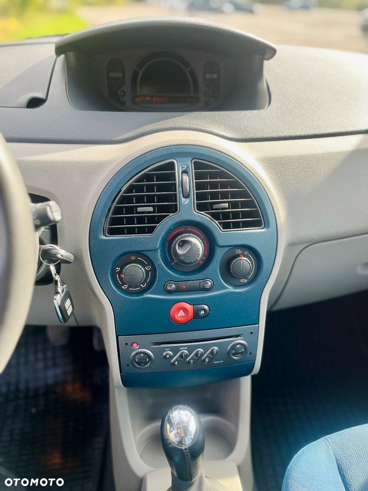 Renault Modus 1.6 16V Privilege - 13