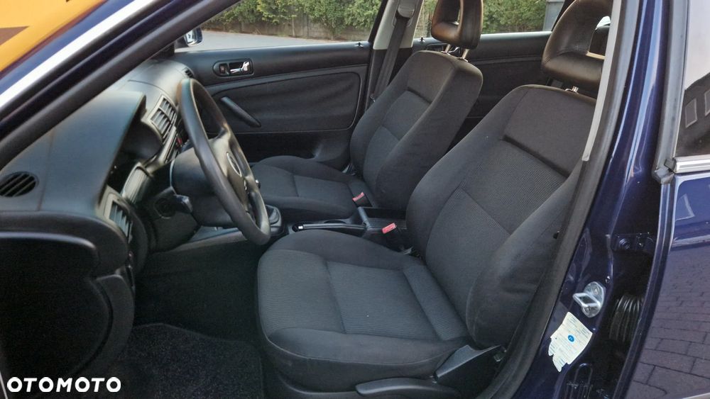 Volkswagen Passat 1.9 TDI - 10