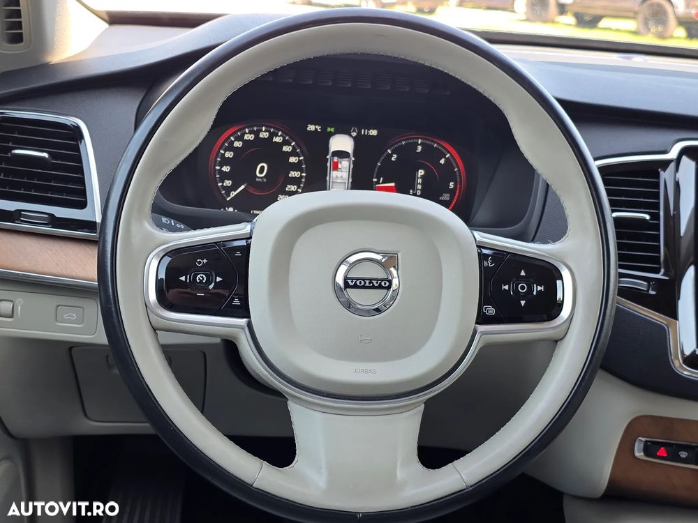 Volvo XC 90 D5 AWD Inscription - 17