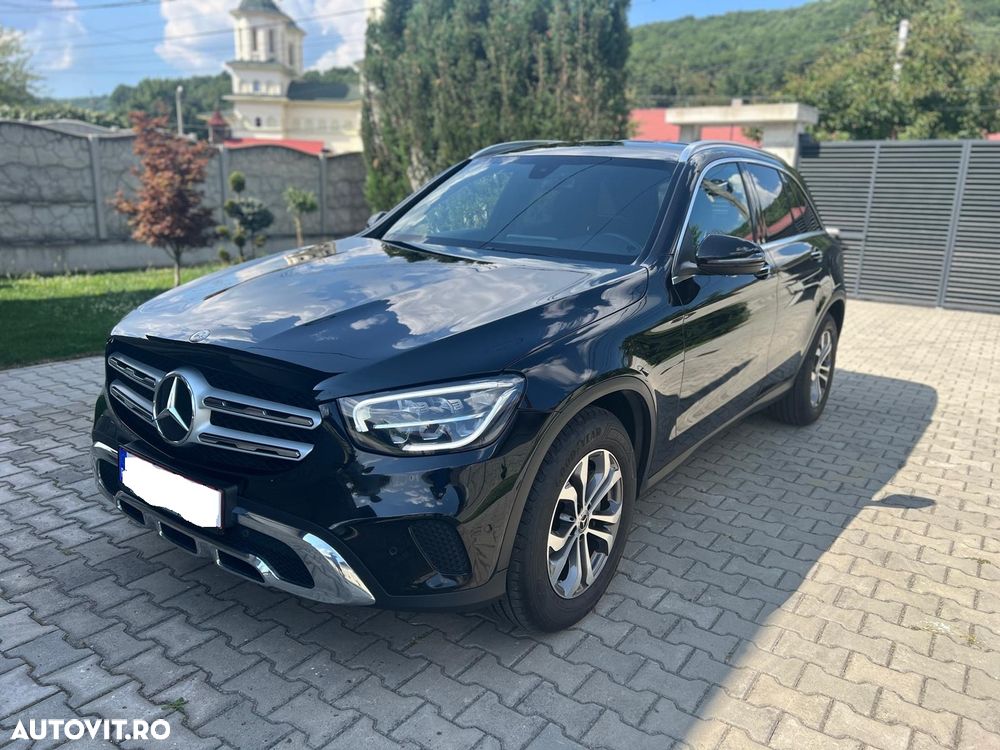 Mercedes-Benz GLC - 1