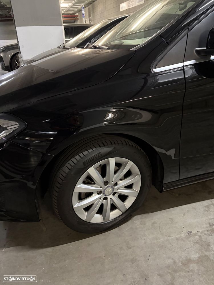 Mercedes-Benz B 180 d Urban - 2