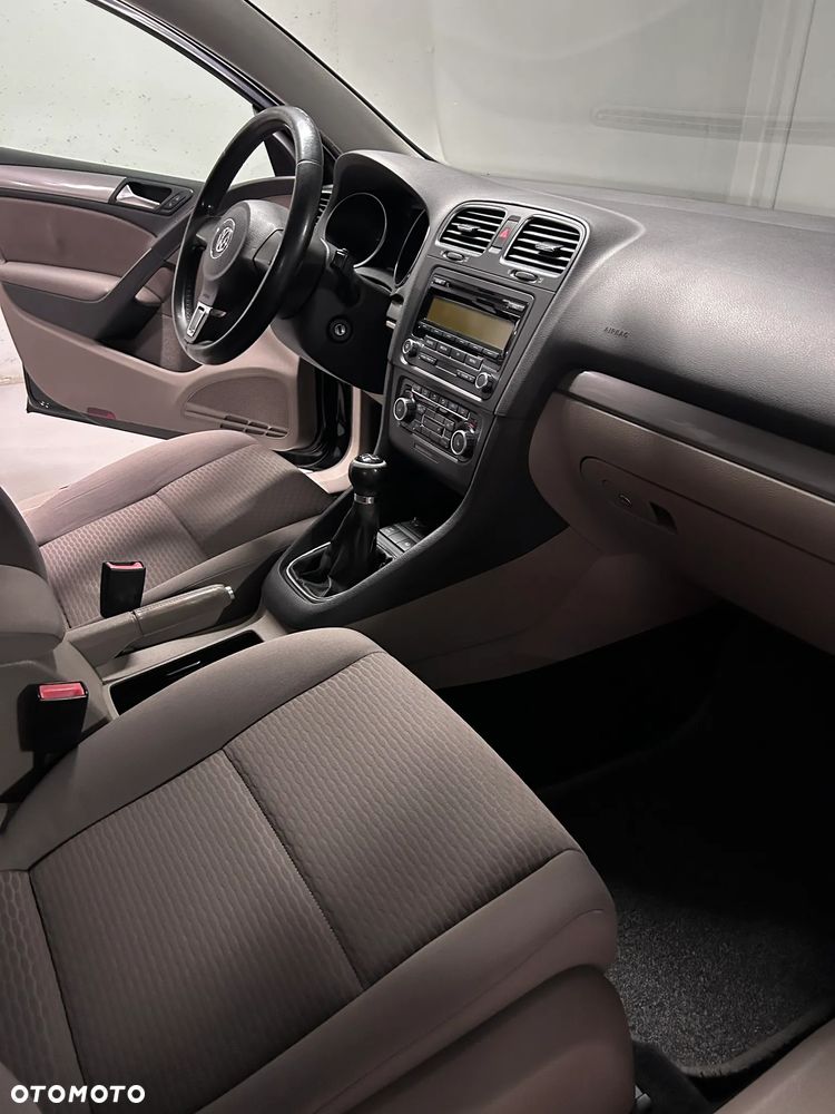 Volkswagen Golf 2.0 TDI Comfortline - 13