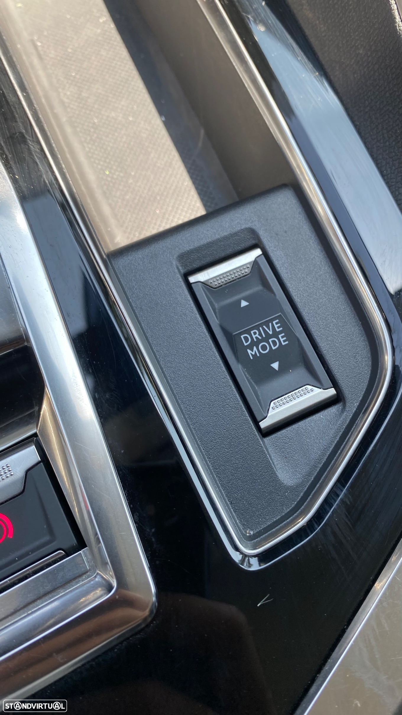 Peugeot 3008 1.6 Hybrid Allure e-EAT8 - 48