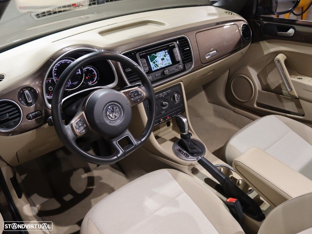 VW New Beetle Cabriolet 1.4 TSI Sport DSG - 10