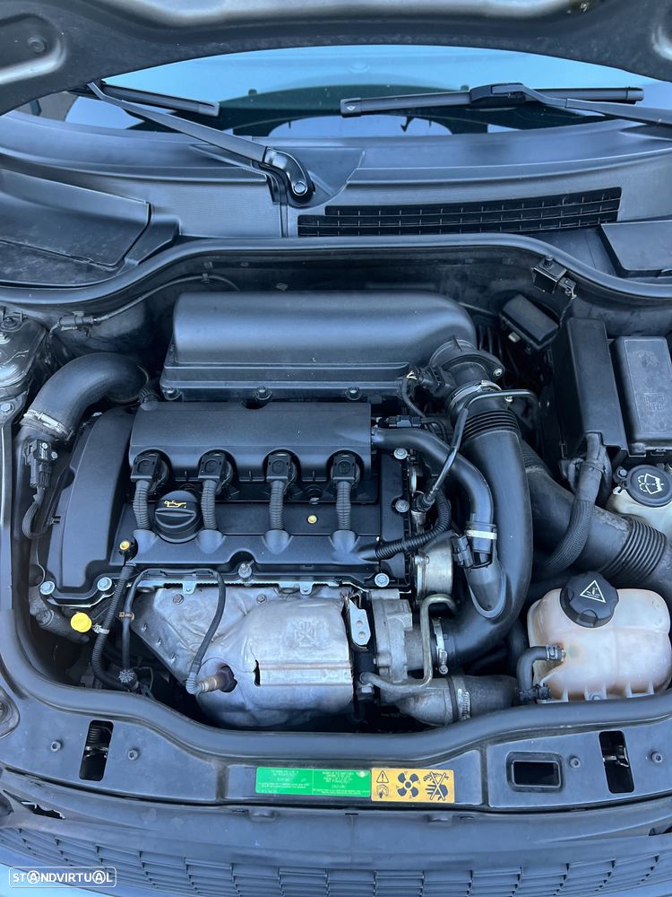 MINI 3 Portas John Cooper Works - 16