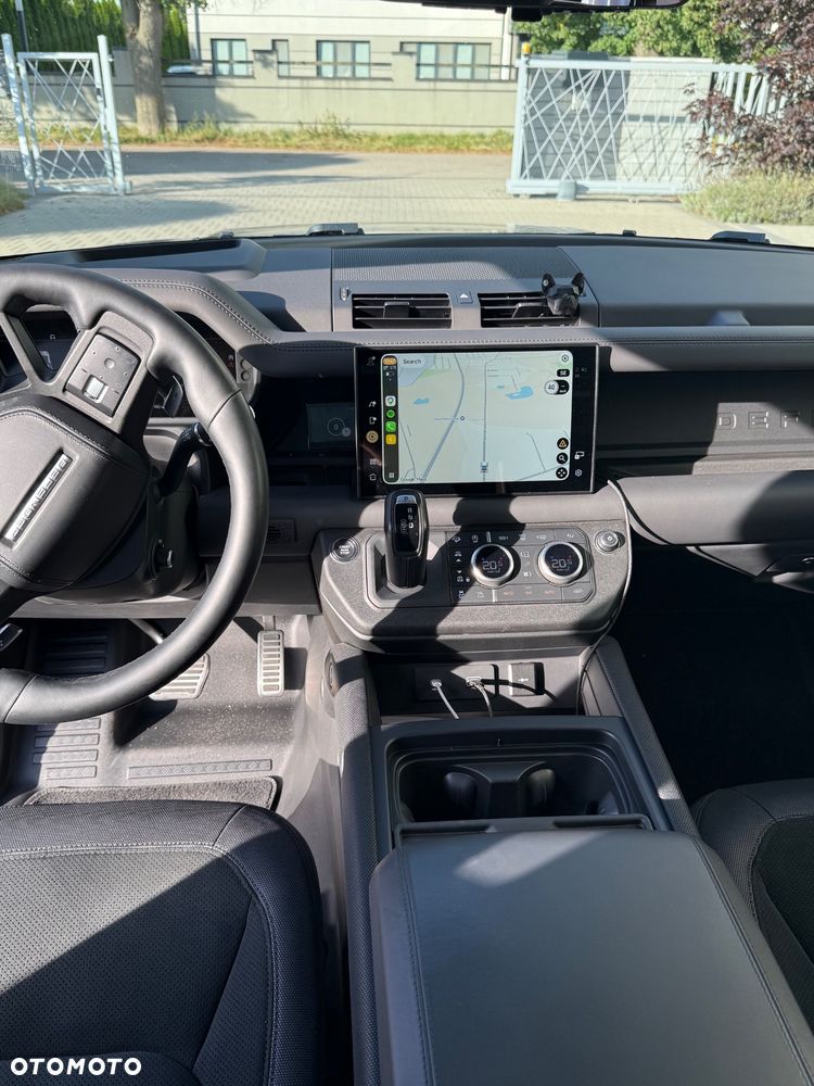 Land Rover Defender 5.0 P525 V8 - 7