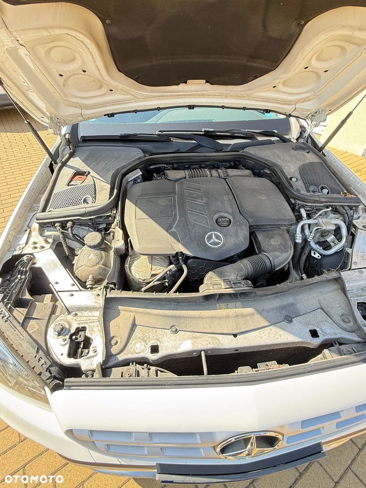 Mercedes-Benz Klasa E 220 d 4-Matic All-Terrain - 20