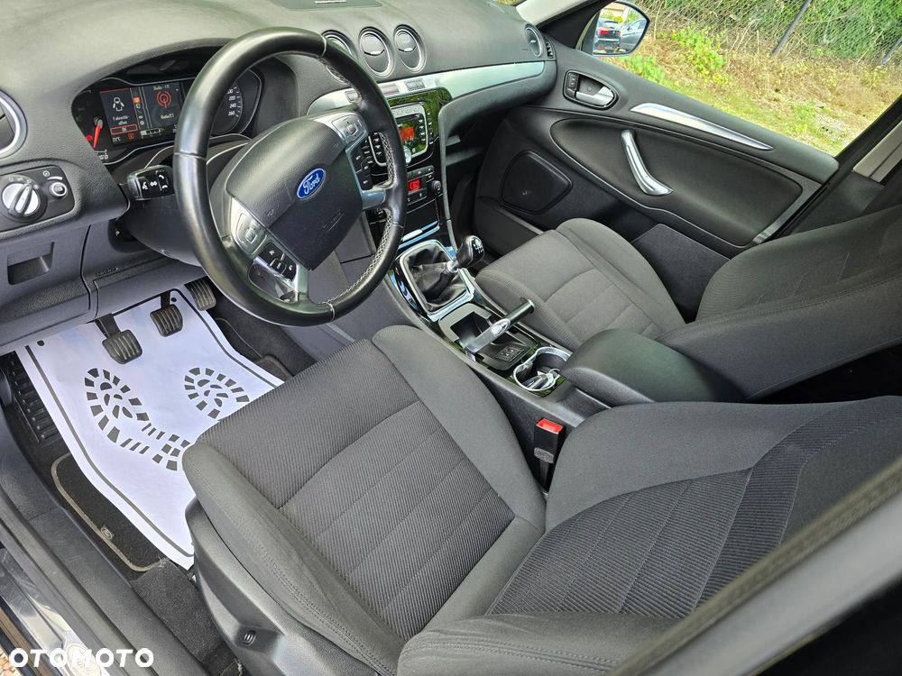 Ford S-Max 2.0 TDCi DPF Titanium - 16