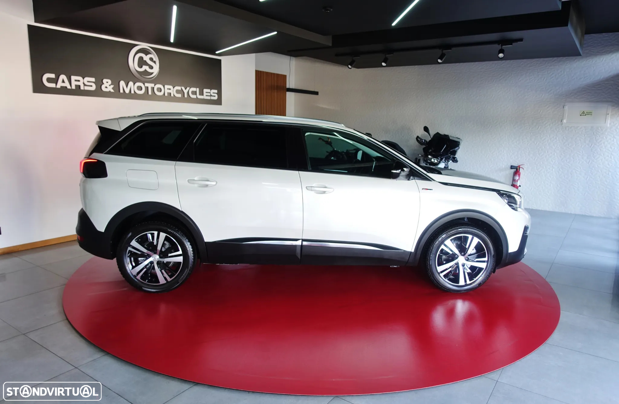 Peugeot 5008 1.6 BlueHDi GT Line EAT6 - 20