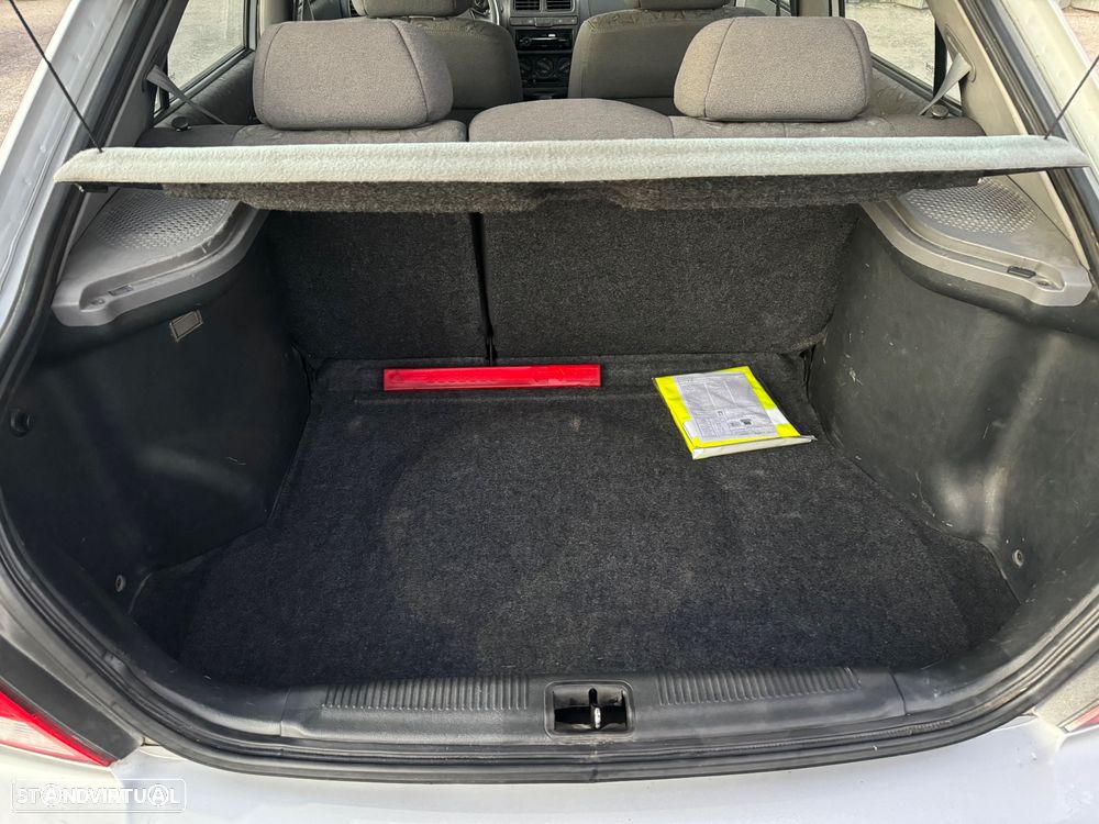 Hyundai Accent 1.5 CRDi World Cup P2 - 23