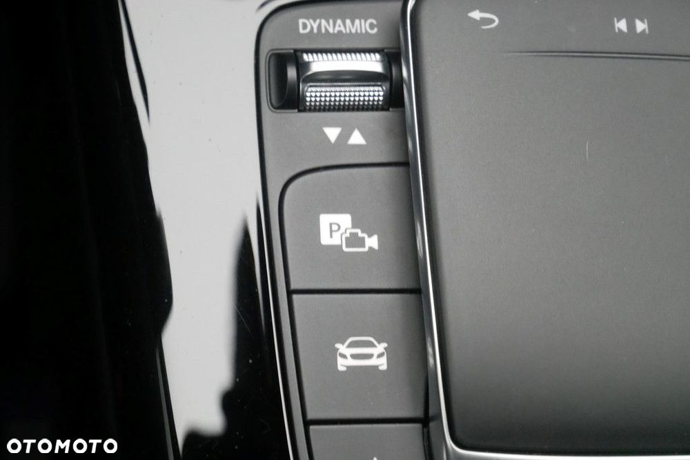 Mercedes-Benz CLA - 19