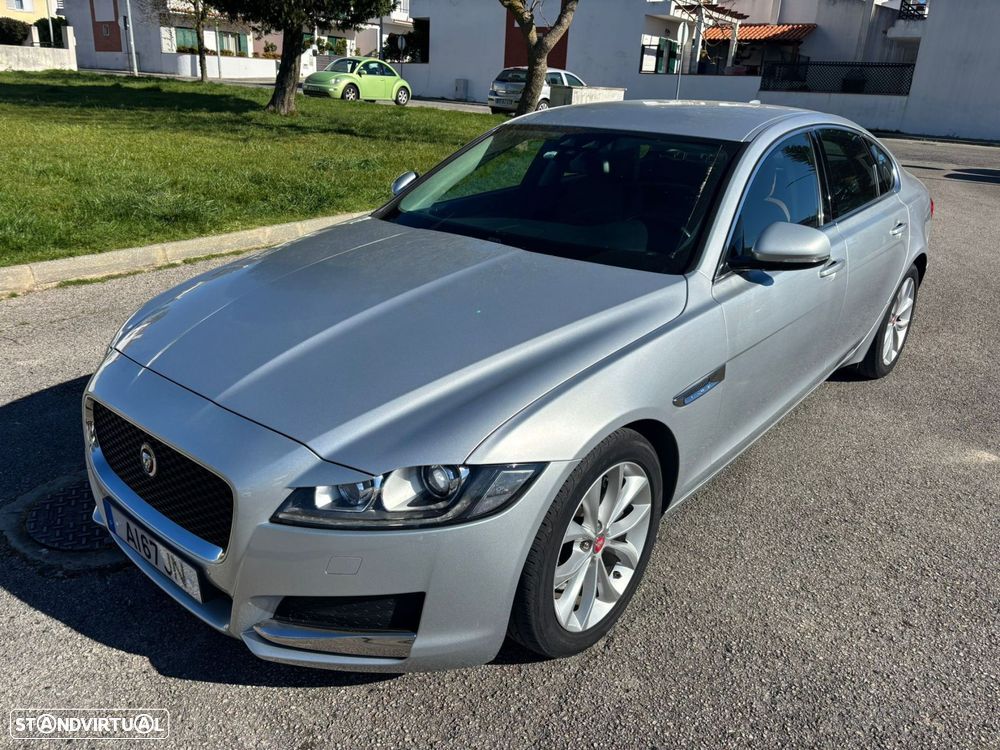 Jaguar XF 2.0 D Prestige Aut. - 2
