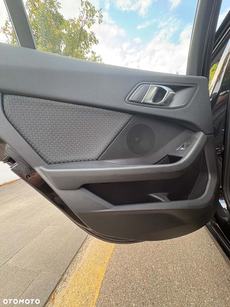 BMW Seria 1 118i Advantage - 12