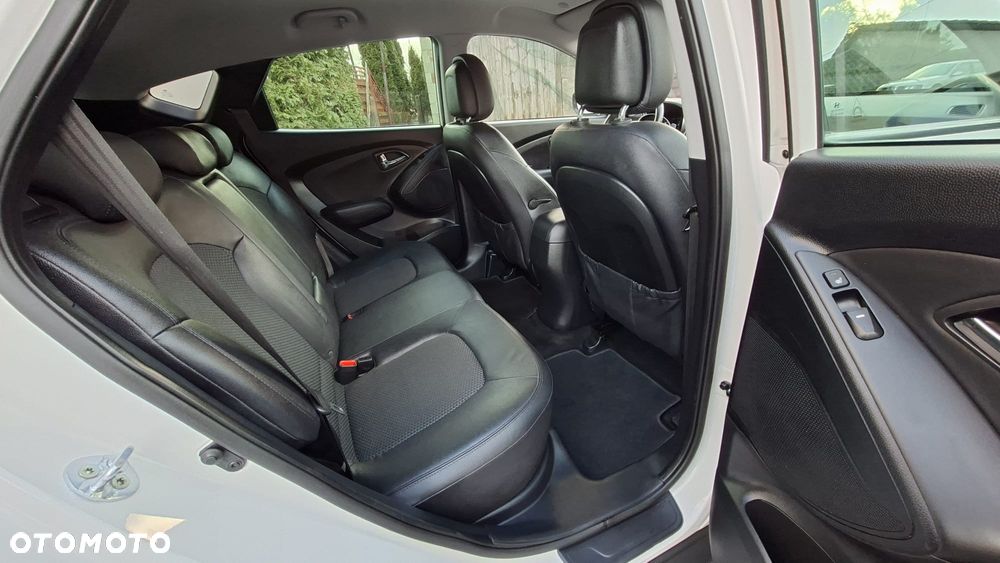 Hyundai ix35 1.6 2WD Fifa World Cup Edition - 19