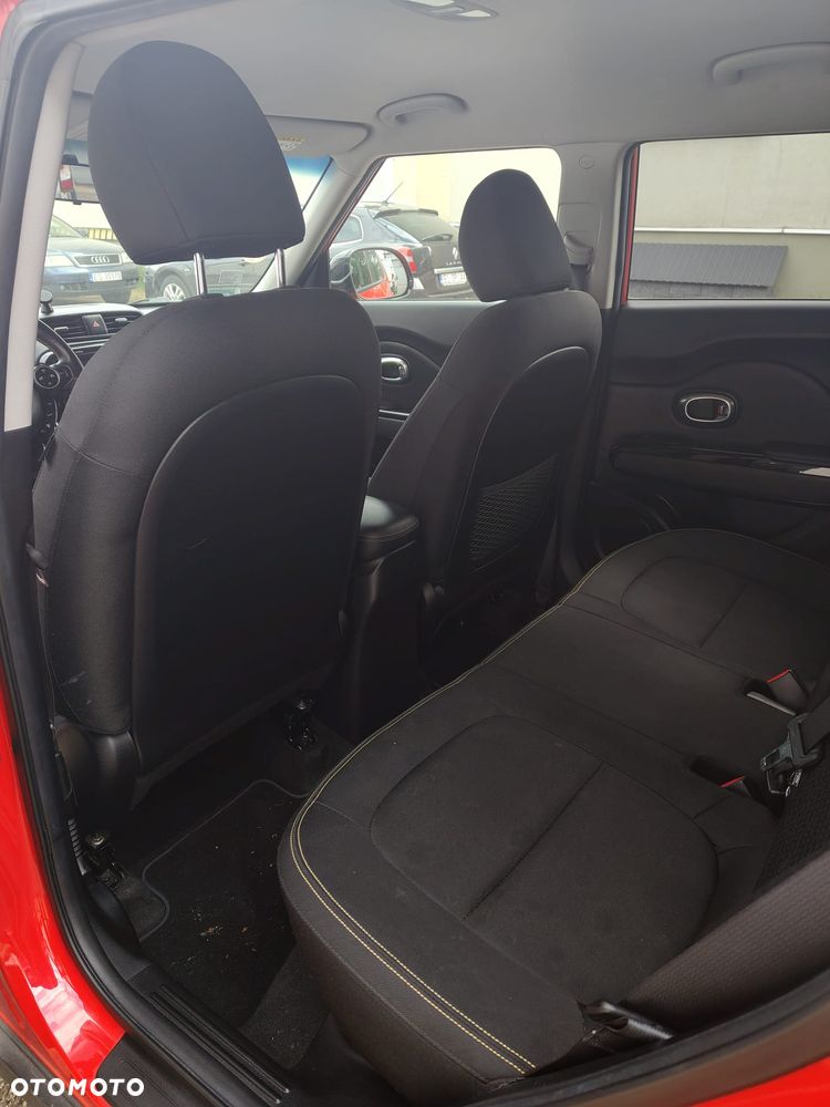 Kia Soul 1.6 CRDI M - 14