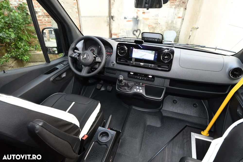 Mercedes-Benz SPRINTER - 7