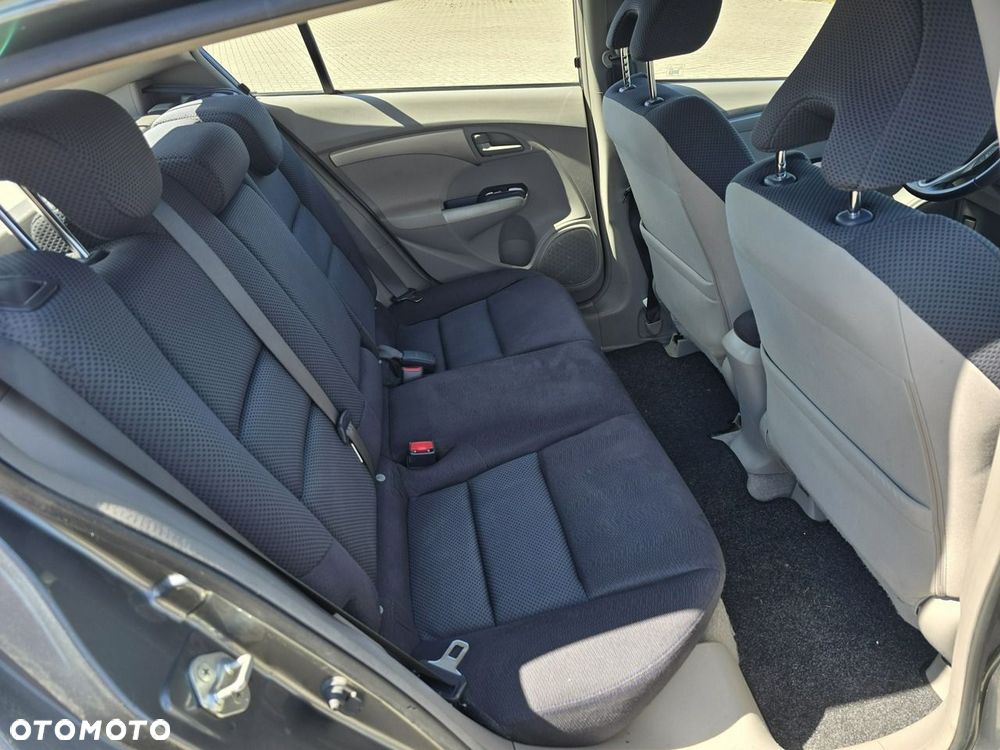 Honda Insight - 23
