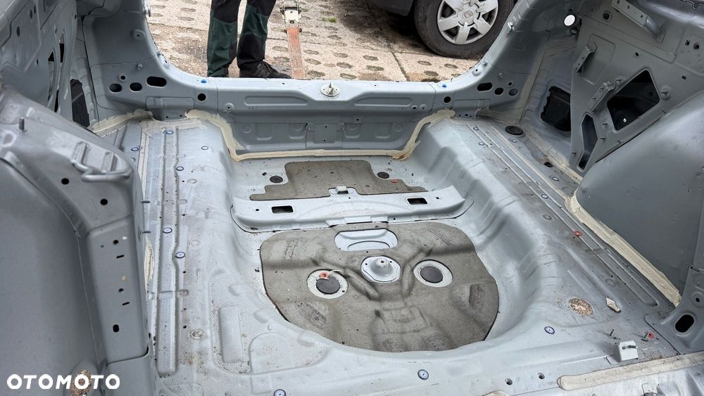KIA CEED III KOMBI PAS TYLNY PODŁOGA BAGAŻNIKA WANNA TYŁ CS 18-24 - 2