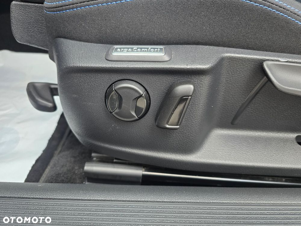 Volkswagen Passat 1.4 TSI DSG GTE - 11