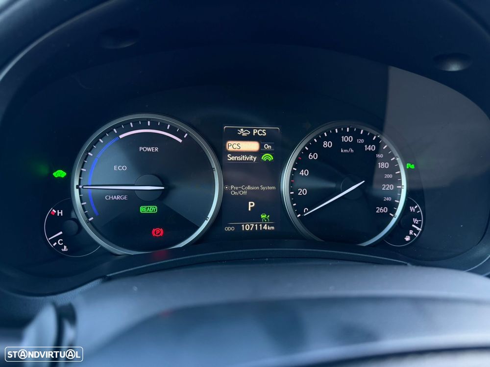 Lexus NX 300h Executive+ - 29