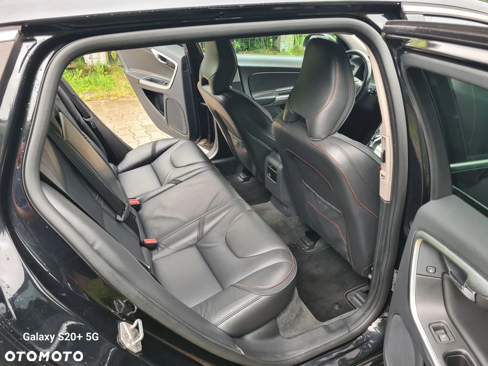 Volvo V60 D4 AWD Ocean Race - 20