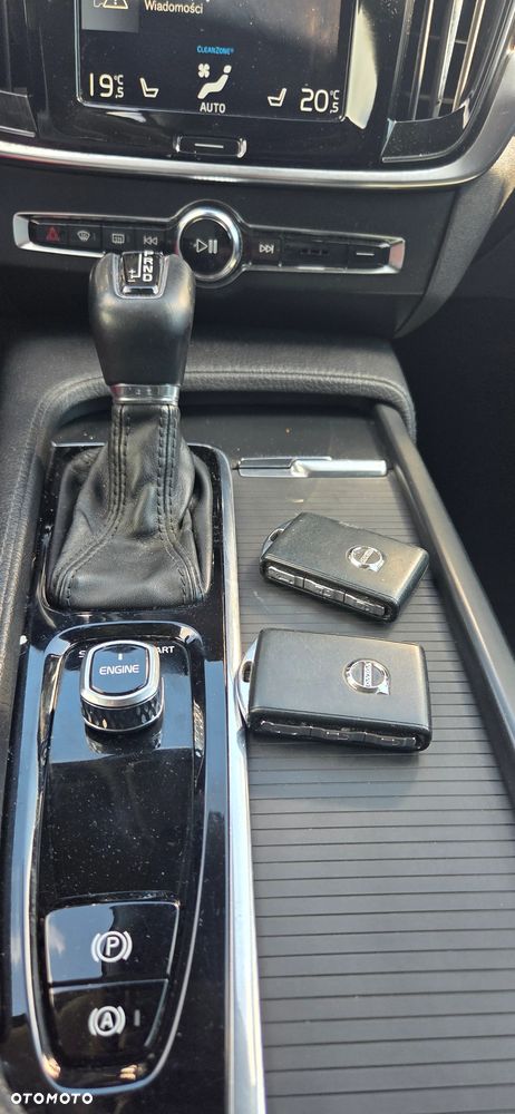 Volvo V90 D3 Geartronic Momentum - 19