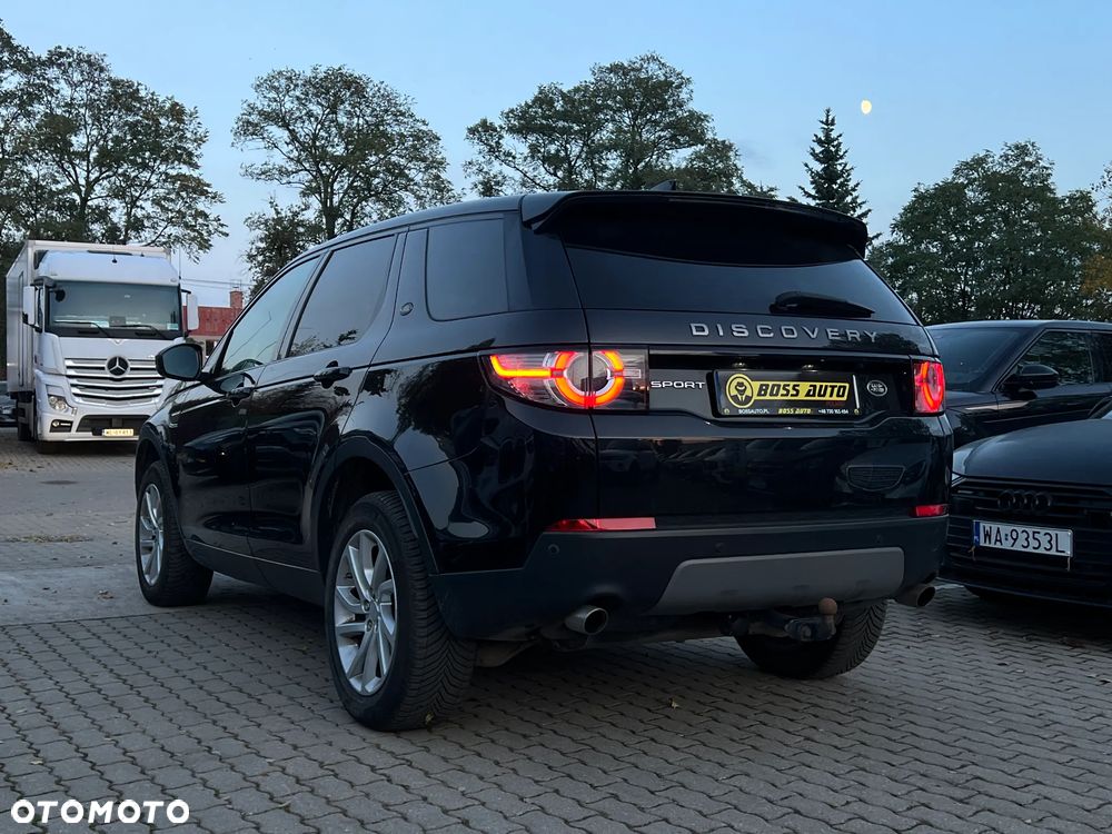 Land Rover Discovery Sport 2017 photo 5