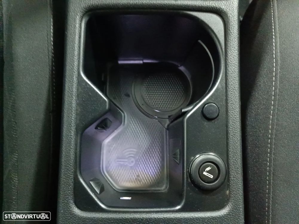 VW Golf 1.0 TSI Trendline Pack - 33