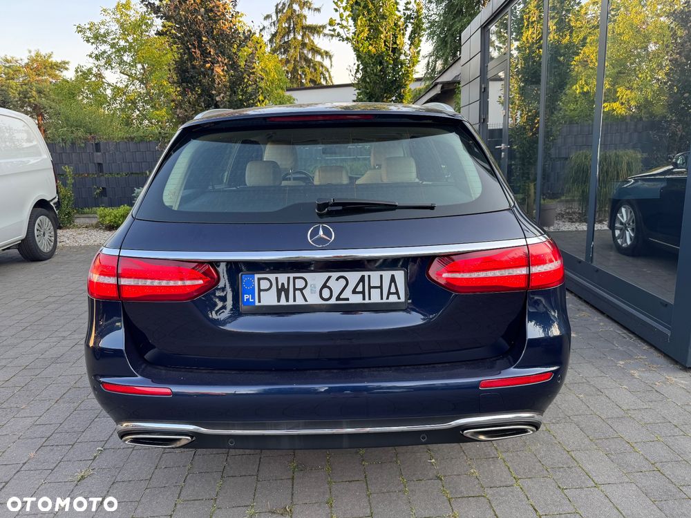 Mercedes-Benz Klasa E 250 Avantgarde - 10