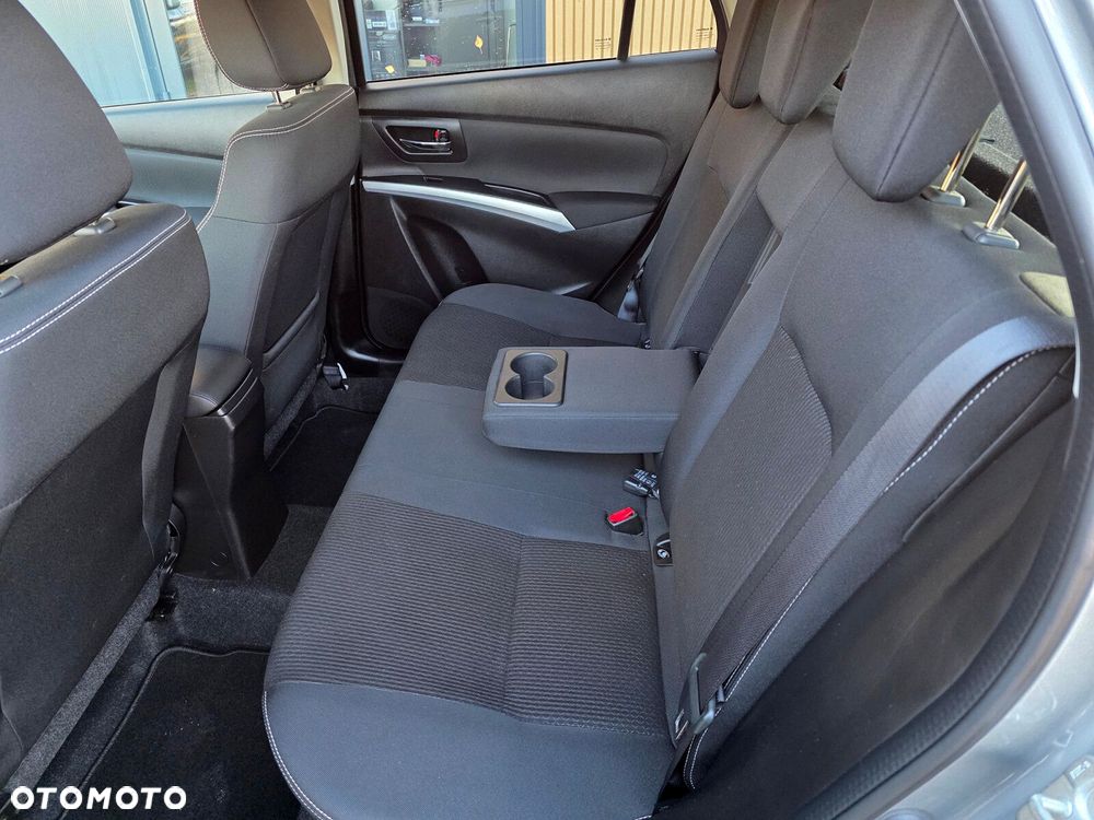 Suzuki SX4 S-Cross - 12