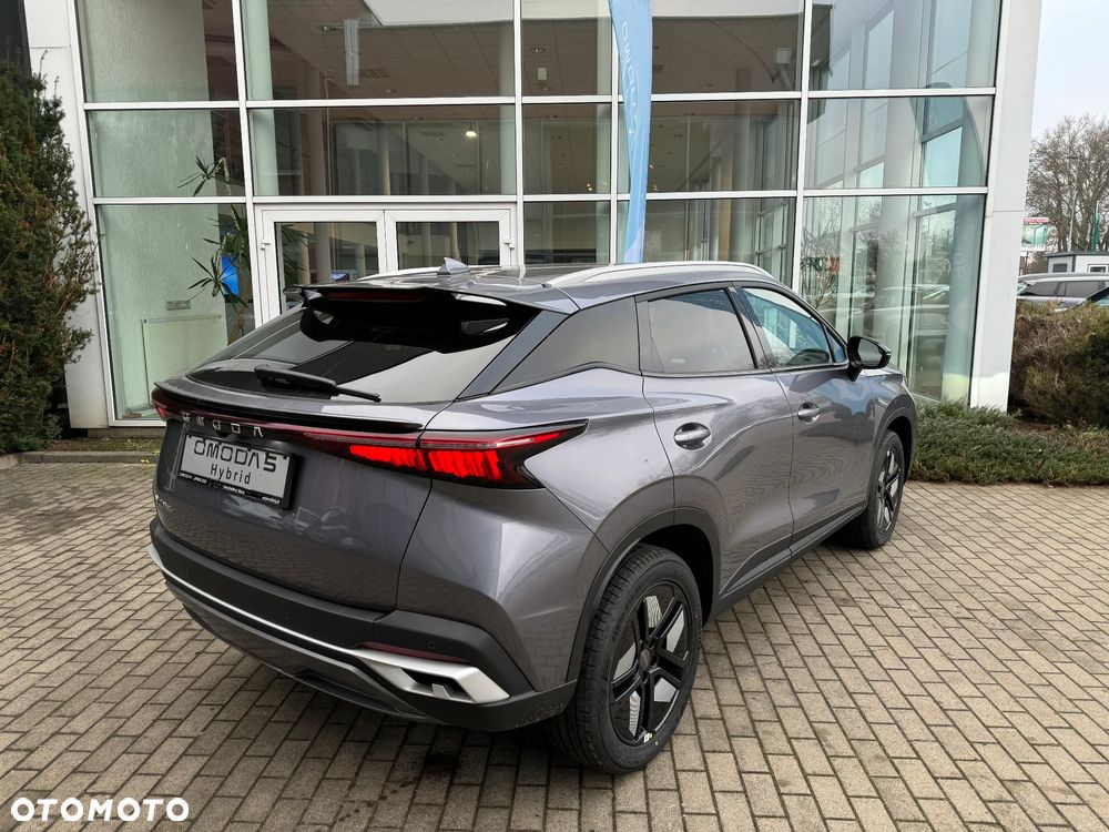 Omoda 5 1.5 T-GDI Hybrid Premium DHT - 6