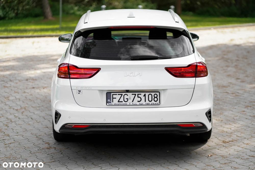Kia Ceed 1.5 T-GDI Business Line Plus DCT - 11