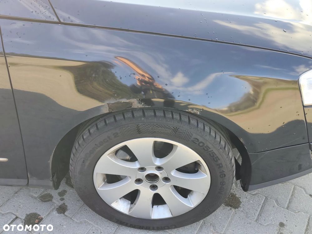 Volkswagen Passat 2.0 TDI DPF Sportline - 10