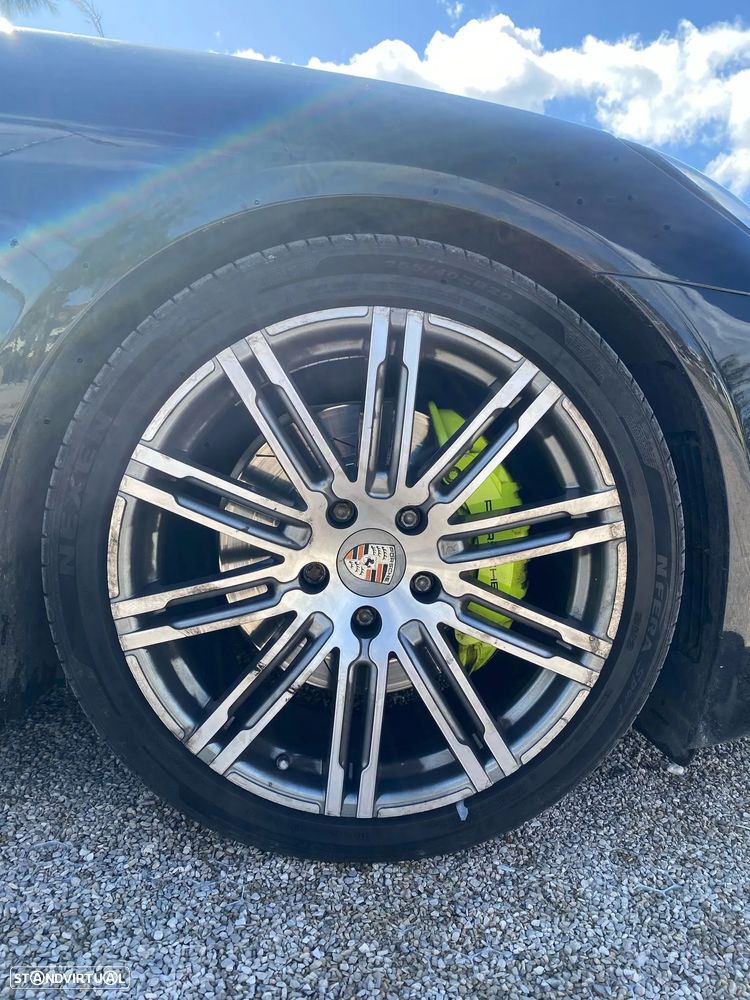 Porsche Panamera S E-Hybrid - 18