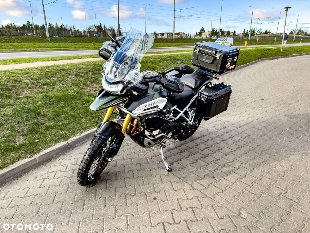 Triumph Tiger - 1