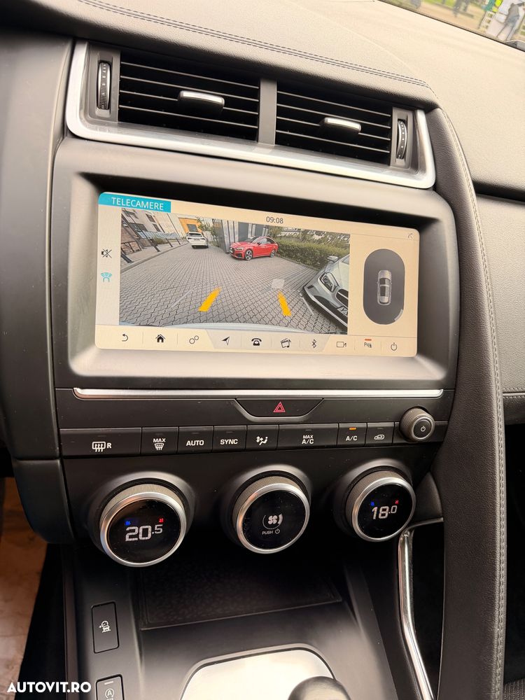 Jaguar E-Pace D150 AWD R-Dynamic S - 14