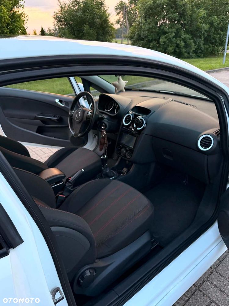Opel Corsa 1.4 16V Enjoy - 10