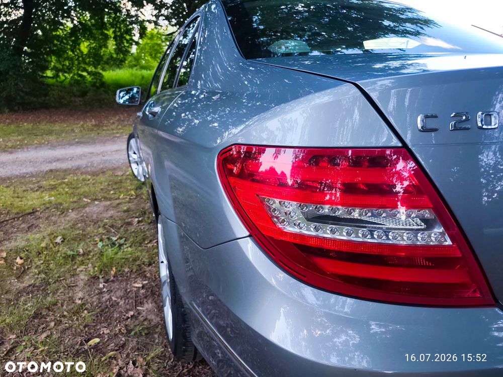 Mercedes-Benz Klasa C 200 CDI BlueEff Avantgarde - 10