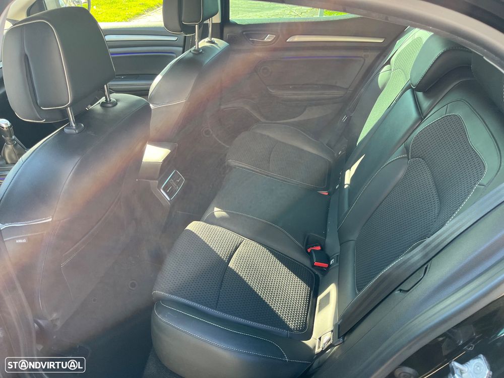 Renault Mégane 1.6 dCi Bose Edition - 16