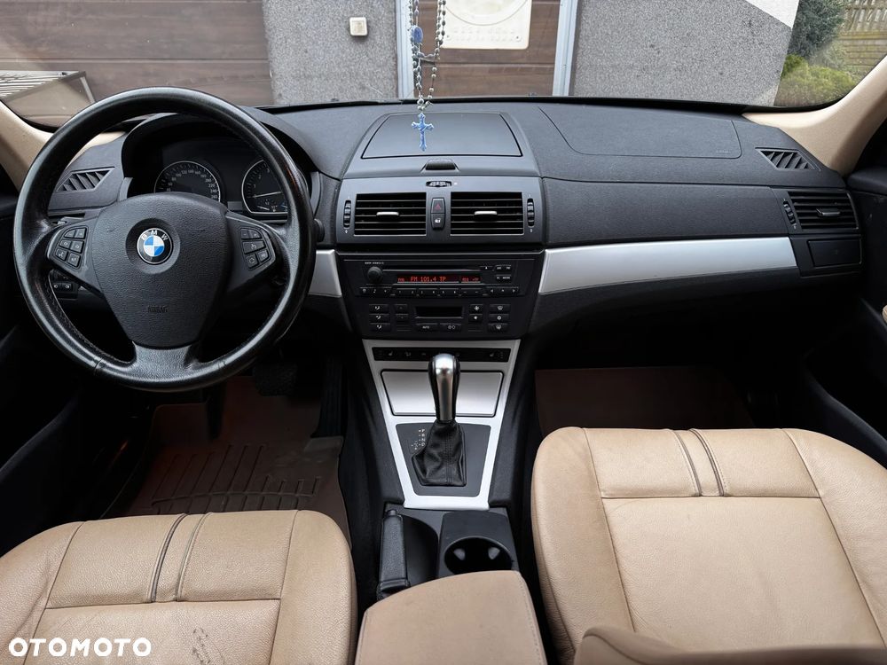 BMW X3 3.0si - 15