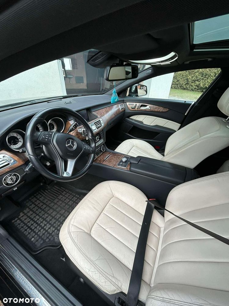 Mercedes-Benz CLS 350 CDI BlueEff - 15