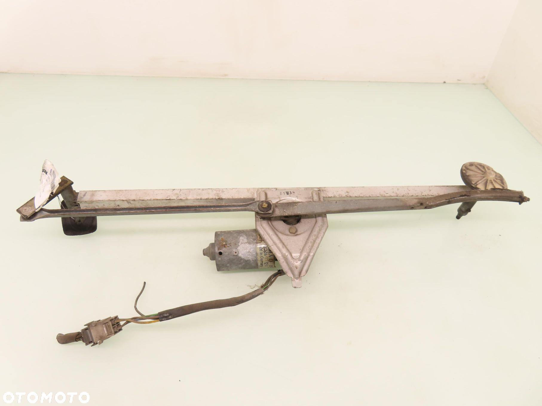 MECHANIZM WYCIERACZEK VOLVO 740 3518120 - 3